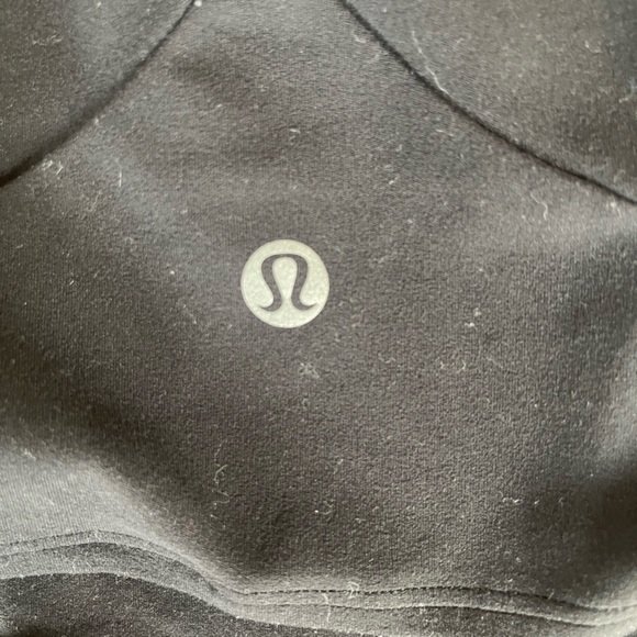 LULULEMON BUNDLE sports bras crop top size 2 - Picture 4 of 5